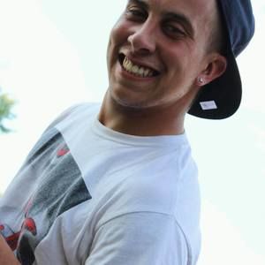 Meet your Posher, Blake